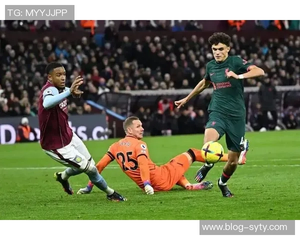 英超前四球队集体失利车尾五队意外不败引发关注 英超前四球队集体失利车尾五队意外不败引发关注